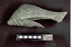 Foto (Seitenansicht) von thailändische Tempellampe (NHMW-ZOO-MO-0081100-ETH-116)